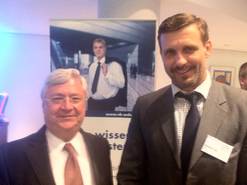 FOTO: M. PRITZLAFF / Klaus-Peter Müller (Vorsitzender des Aufsichtsrats der Commerzbank) mit Alexander Vogt (Bundesvorsitzender der LSU)