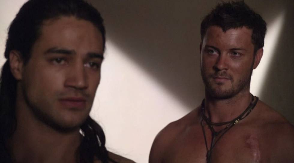 Liam-McIntyre-Daniel-Feuerriegel-and-Pana-Hema-Taylor-in-Spartacus-Vengeance-Episode-2x01-04.jpg