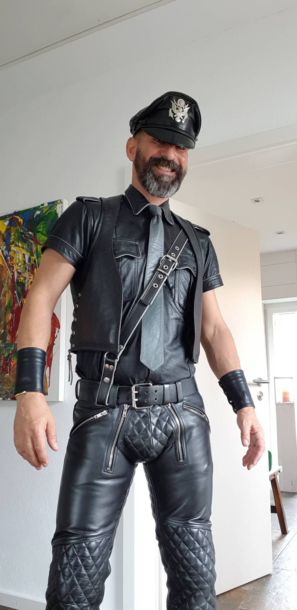 Mr Leather BaWue