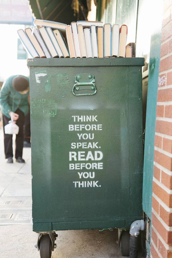 Müll Buch Denken Lesen Idiot