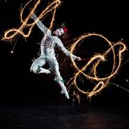 © Foto: Matt Beard, Costumes: Dominique Lemieux, 2011 Cirque du Soleil