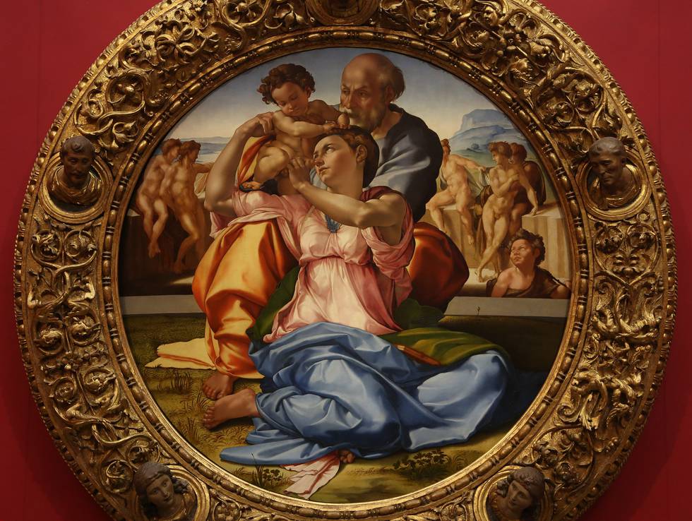 Michelangelo_Buonarroti_Die_Heilige_Familie_mit_hl._Johannes_als_Kind_ca._1507_Uffizien_Florenz-01.jpg