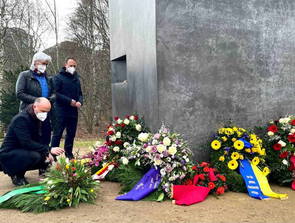21-01-27_Kranzniederlegung_Gedenktag an die Opfer des Nationalsozialismus.JPG