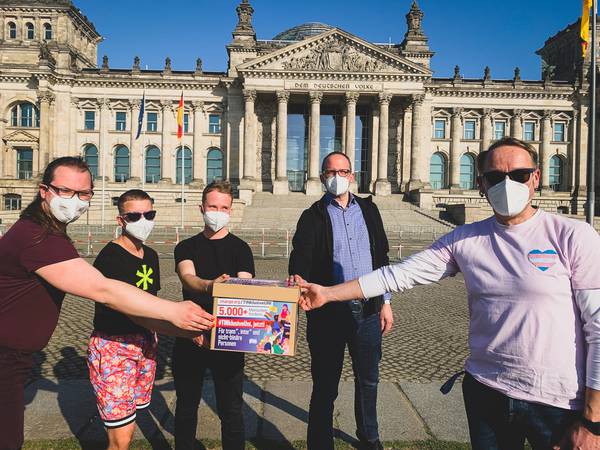 Transgender Day of Visibility, Reichstagsgebäude, Sitz vom Bundestag