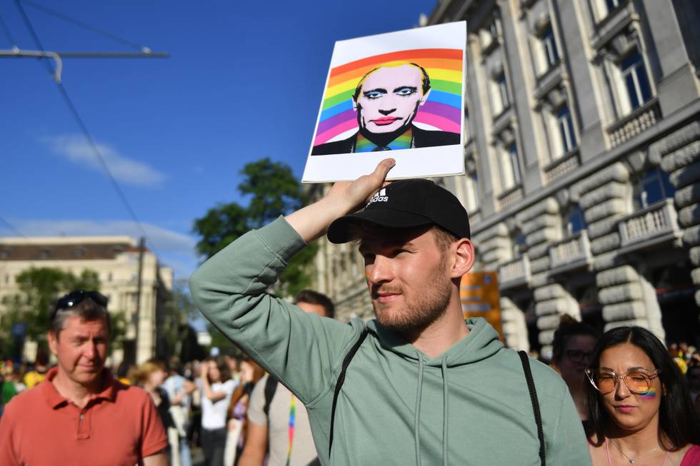 budapest_pro_gay_protests_14_06_2021_foto_afp_Gergely_Besenyei_2.jpg