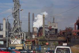 Solche Industrieanlagen verursachen hohe Krebsraten in der Bevölkerung Kasachstans