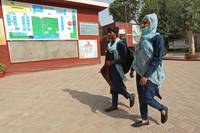 trans-schule-pakistan--AFP-Shahid-Saeed-MIRZA.jpg