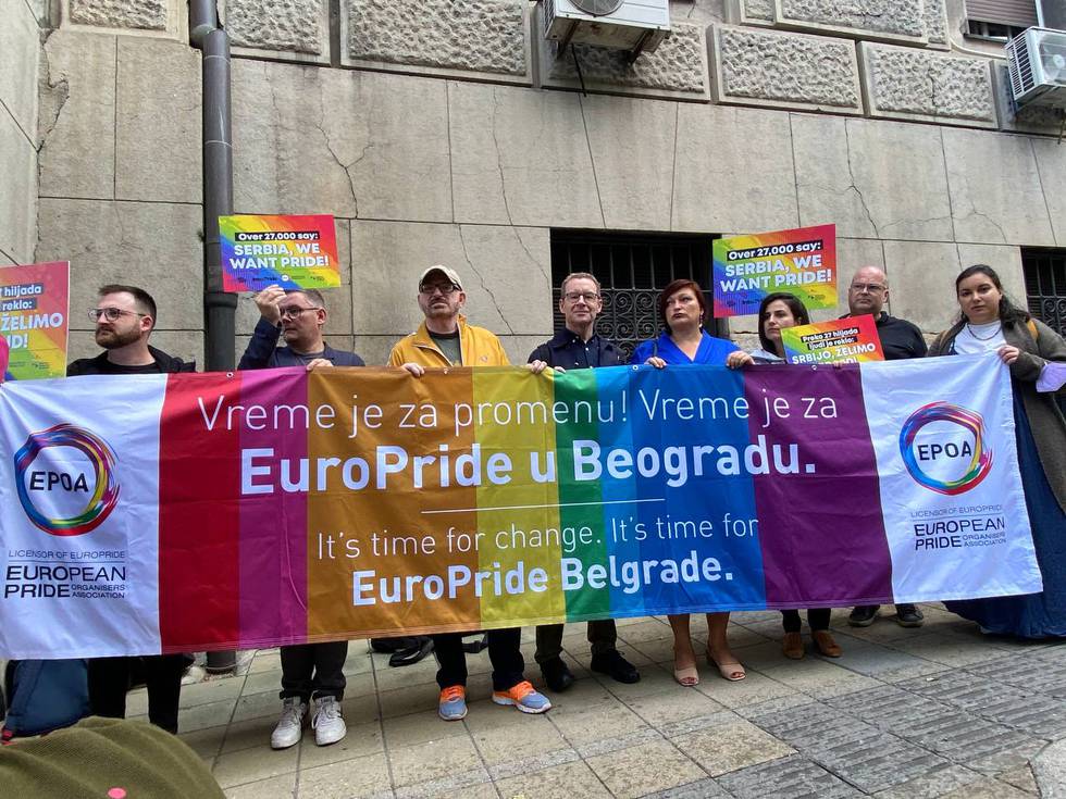 Serbia-we-want-pride_2.jpg