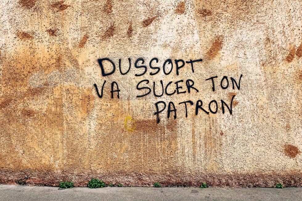 Homophobes_Graffiti_Dussopt_Frankreich_AFP.jpg